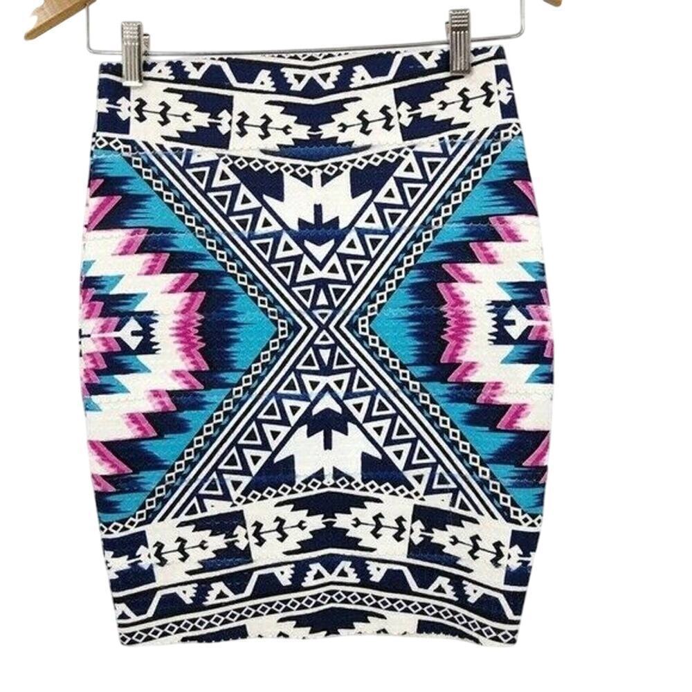 Xhilaration Women's Bandage Pencil Skirt XS Southwestern Aztec Print Stretchy - Picture 2 of 9